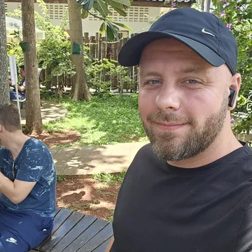 Marvin Smit — Founder of ZeroToAIAgents